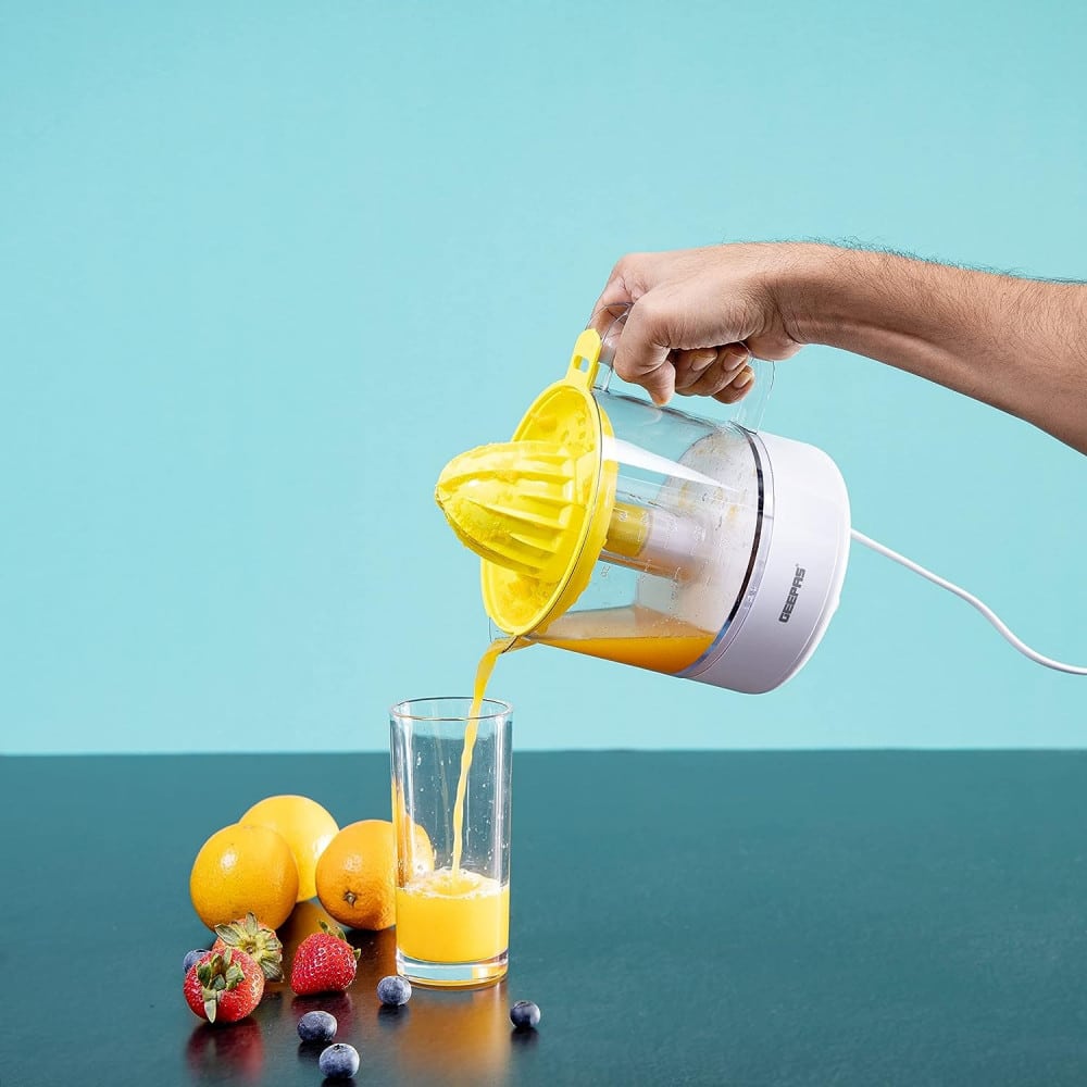 Geepas 25W Fresh Juice Extractor