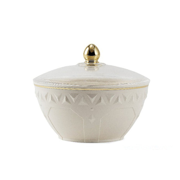 تمرية بلاستيك بغطاء شفاف -600مل