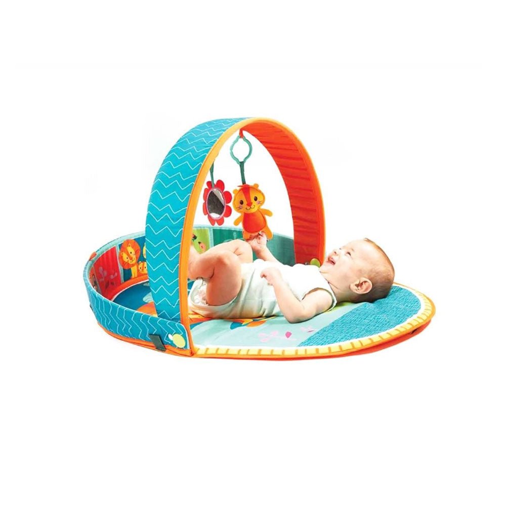 Super soft baby rug with toys