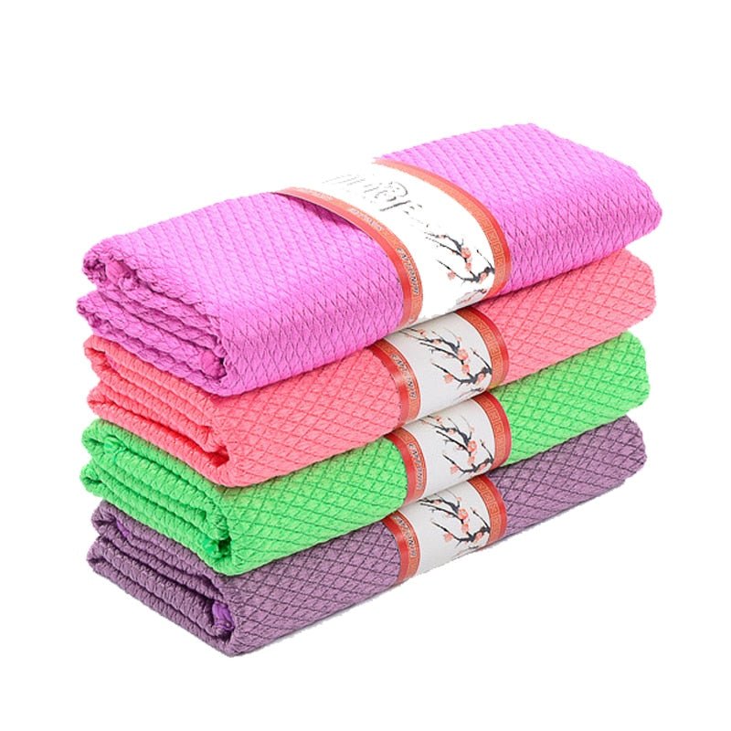Set of 3 Microfiber Cleaning Cloths - Ideal for Kitchen, Glass, and Cars