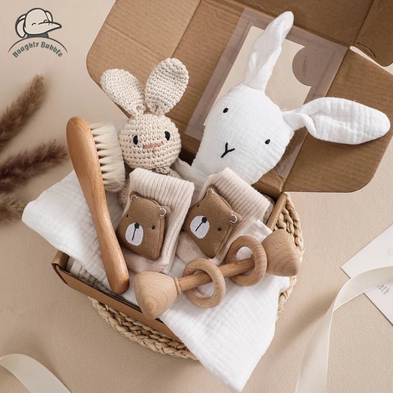 A luxurious and practical newborn gift set