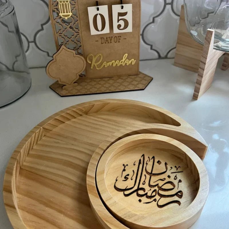 صينية تقديم رمضانية بتصميم الخط العربي
