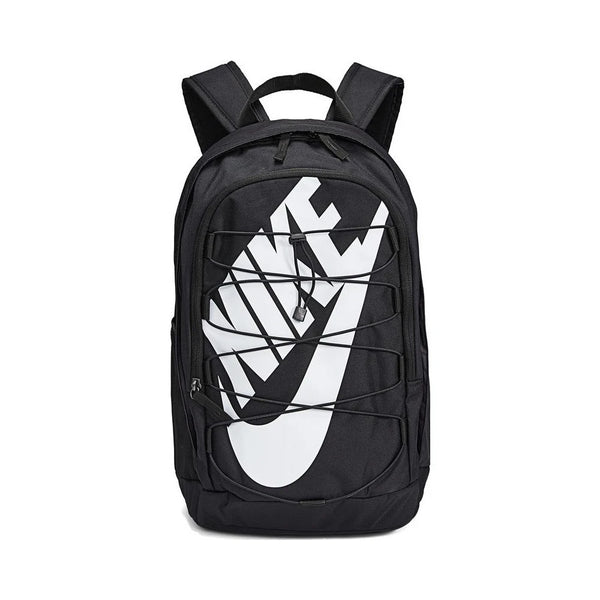 حقائب نايك هيوارد 2024 - حقيبة ظهر نيوترال متعددة الاستخدامات