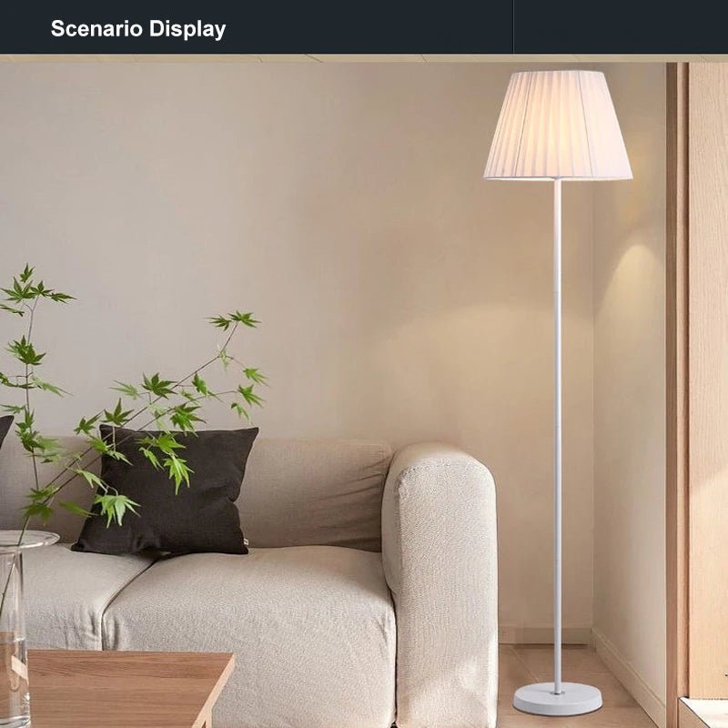 Long floor lamp with a calm and elegant design and luxurious lighting