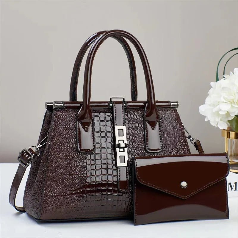 شنطة نسائية فخمة بنقشة التمساح وسعة كبيرة
