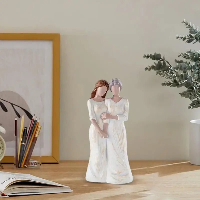 Mother and Daughter Statue - An emotional statue that expresses warm family moments