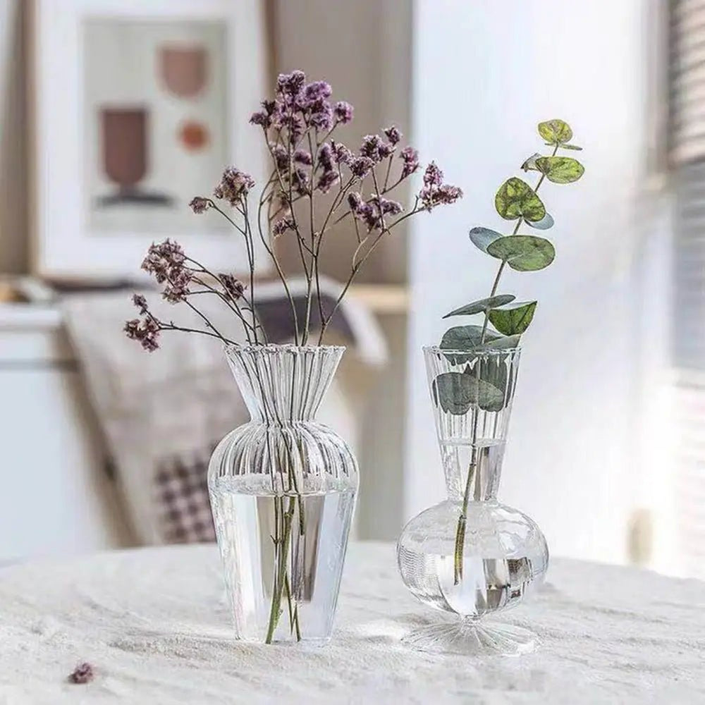 فازة زجاجية شفافه بتصميم فاخر