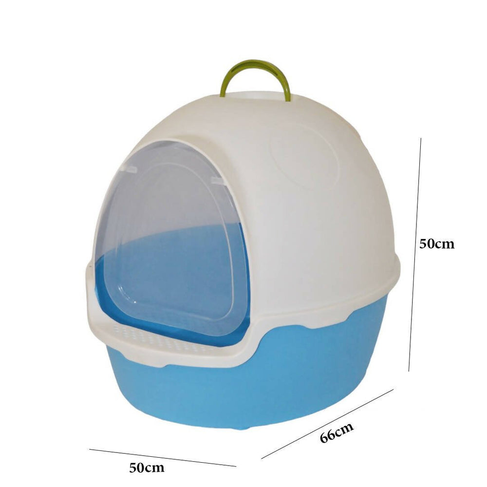 Closed litter box with scoop