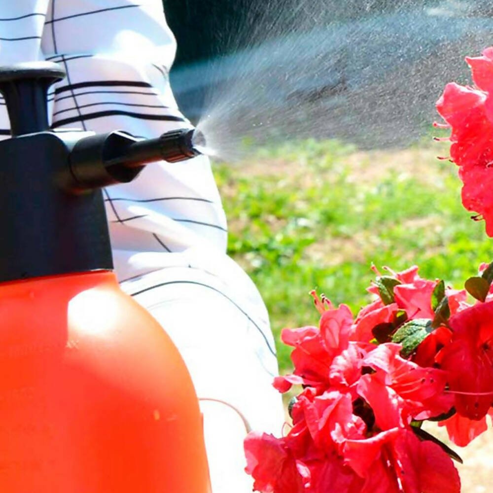 2L Multi-Purpose Plastic Cleaning Spray