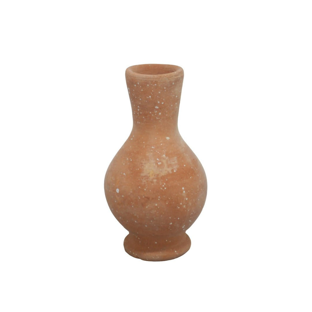 Pottery artifact in the shape of a vase