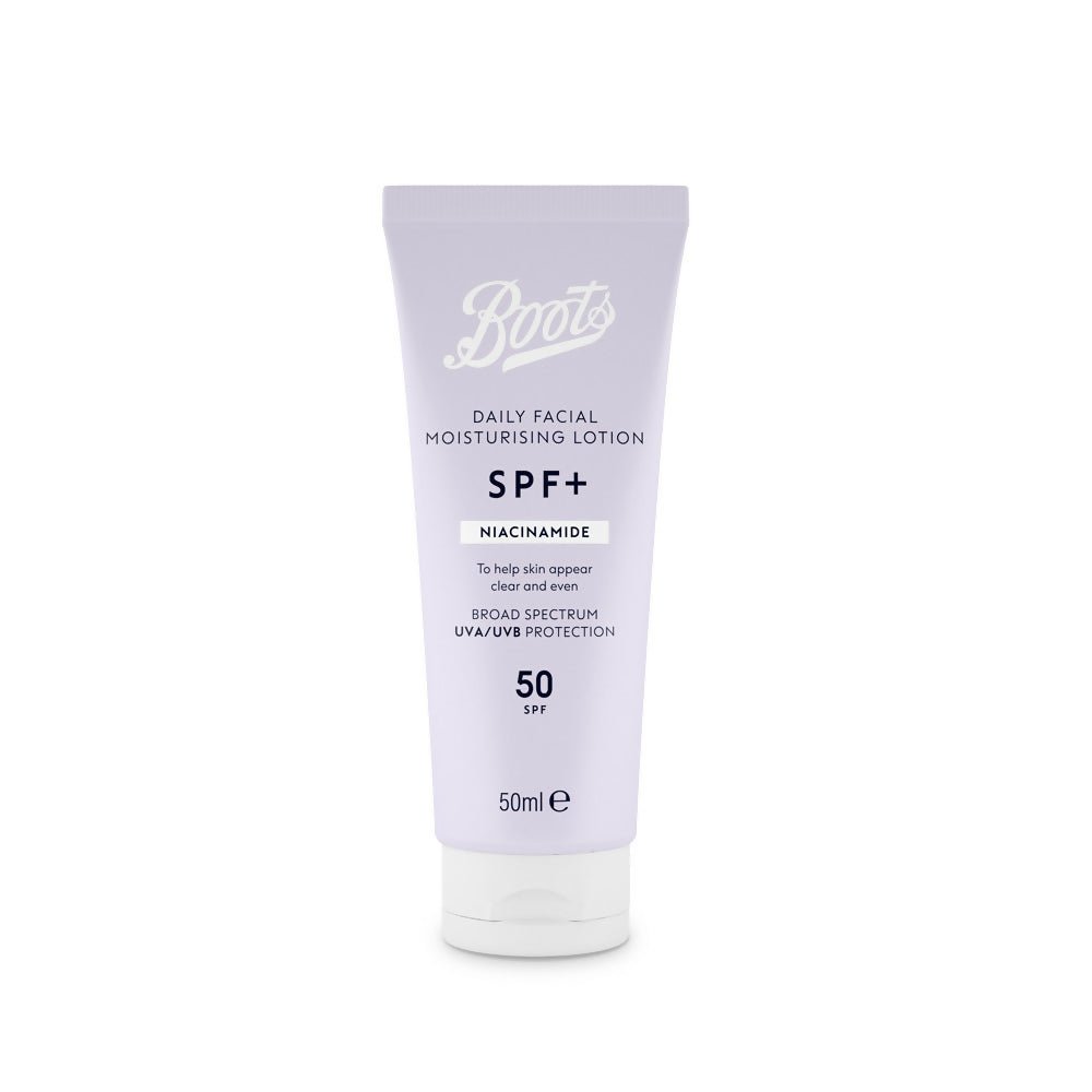 لوشن مرطب بالنياسيناميد مع عامل حماية من الشمس SPF50 من بووتس 50 مل 