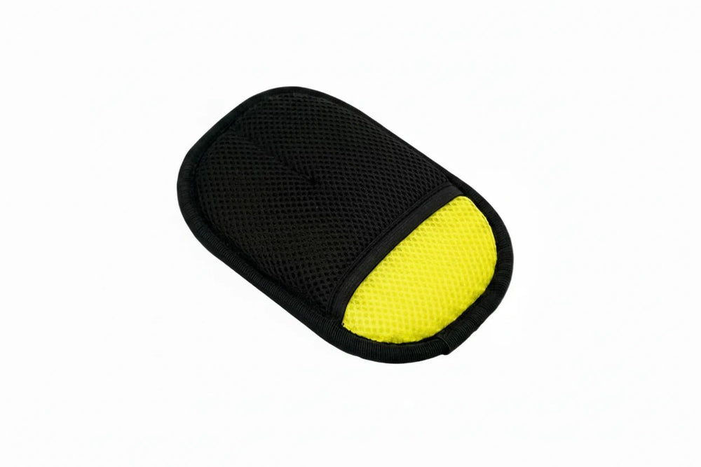 قفاز إزالة شعر الحيوانات الأليفة القابل لإعادة الاستخدام مع فرشاة تنظيف 2 في 1 - آنية المنزل الراقي