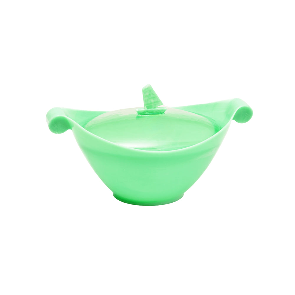 Multi-use plastic container with lid