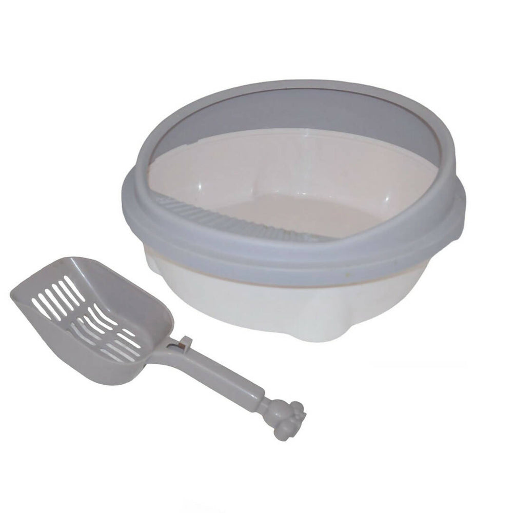 Cat litter box with plastic litter scoop 